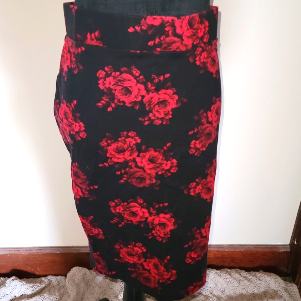 Torrid Pencil Skirt, size 18-20